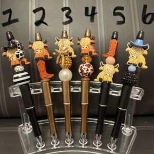 Pens & Pearls by Brooklyn